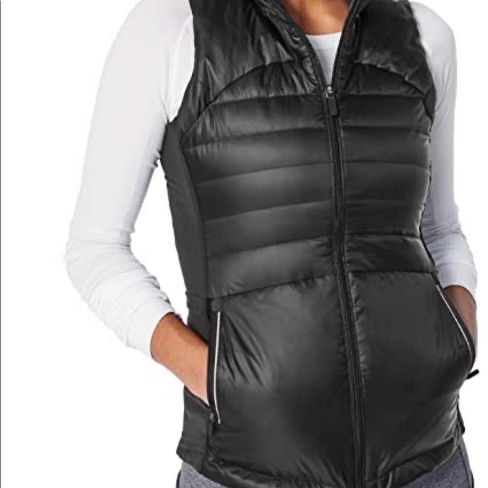 Lululemon Down for Run quilted puff vest black 4
